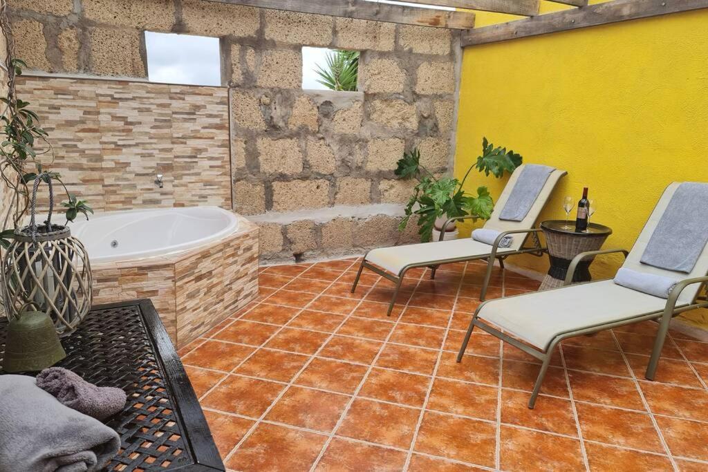 Lovely Two Bedroom Apartment With Amazing View Tejina de Isora Exterior photo